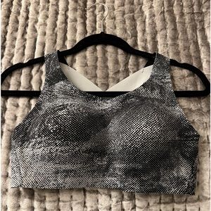 lululemon Enlite Bra in size 34D